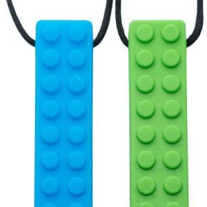 Dos collares mordedores Tilcare en forma de bloque, azul y verde